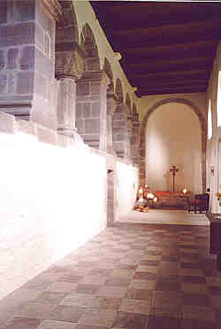 kleines Seitenschiff