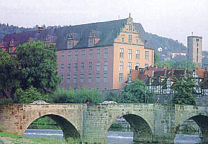 Nur f&uuml;r beladene Anwohner: Werrabr&uuml;cke