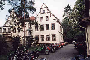 Rückseite der Villa am 22.Juli 2001.