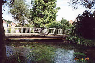 Der ganze Fluß kommt aus einer Quelle